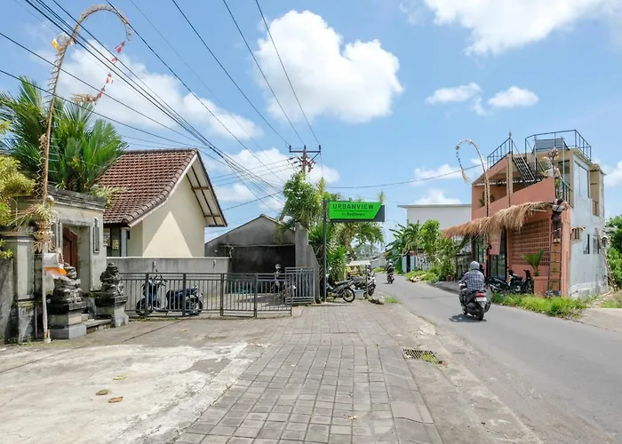 Lilis Cempaka Mas 3* Canggu (Bali)