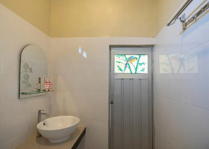 Lilis Cempaka Mas 3* Canggu (Bali)
